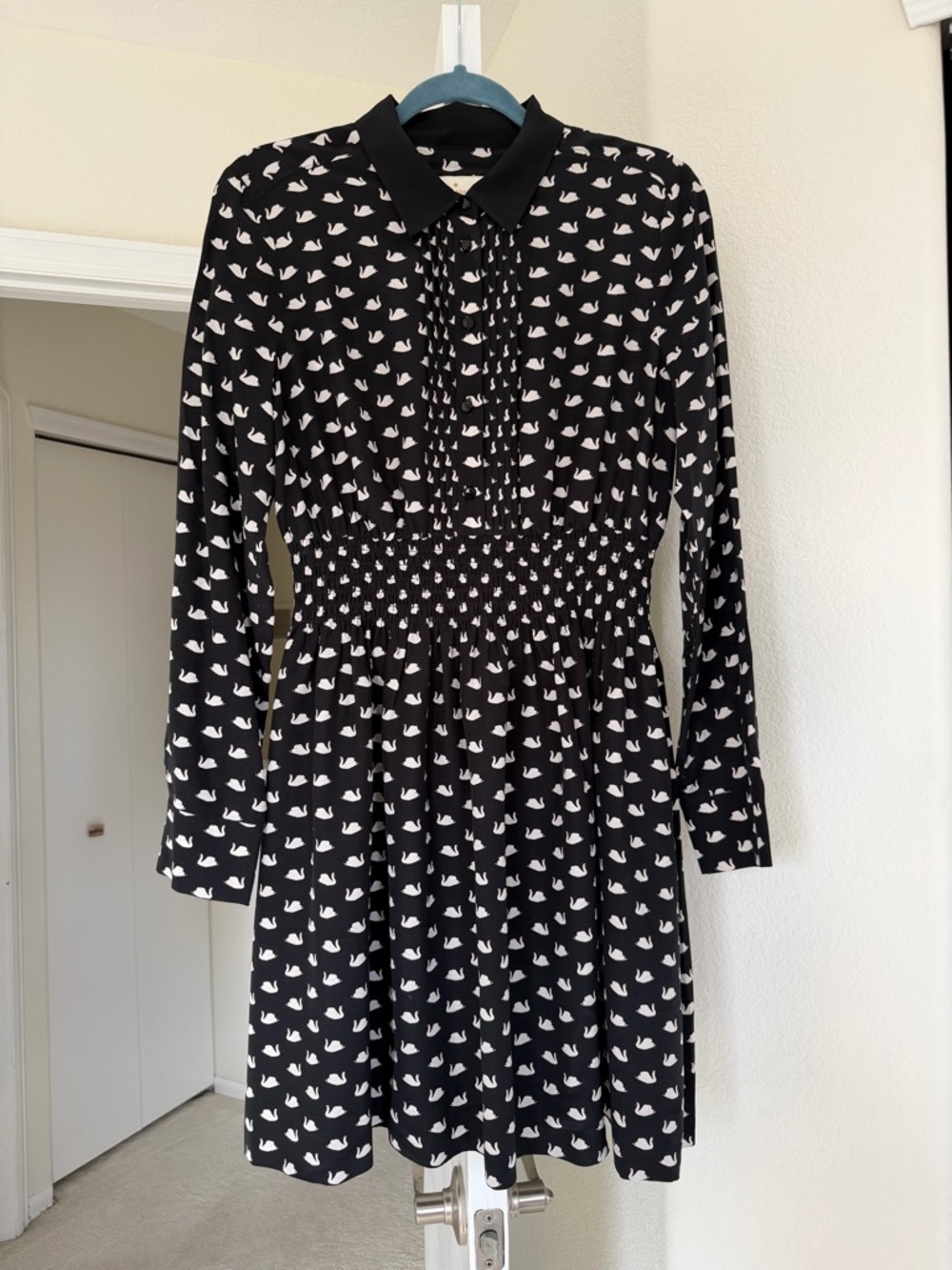 KATE SPADE Swan Print Silk Blend Shirtdress Black Size Large - Picture 2 of 16